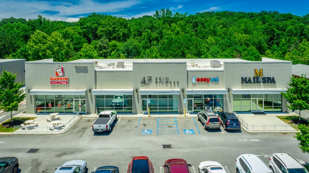 More Photos Of 5024 Hunter Rd, Ooltewah Storefront Retail Office For Lease