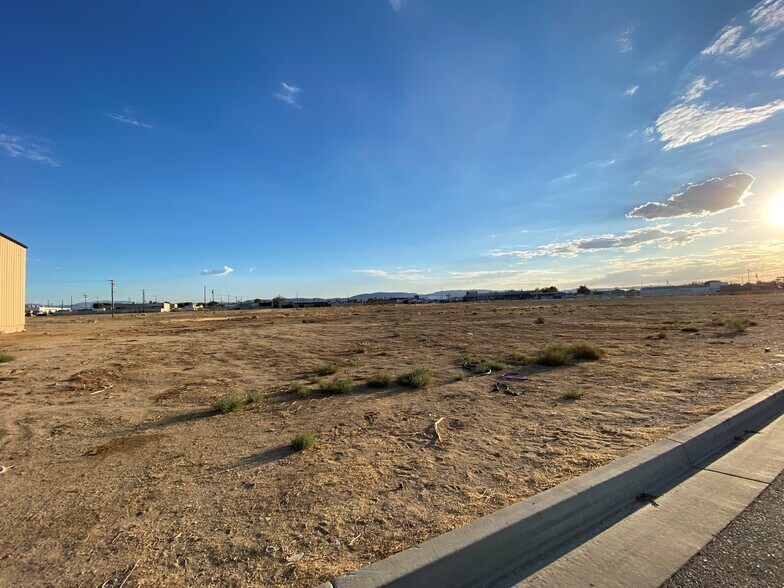 More Photos Of Nugent Street @ Trevor Avenue, Lancaster Land For Sale