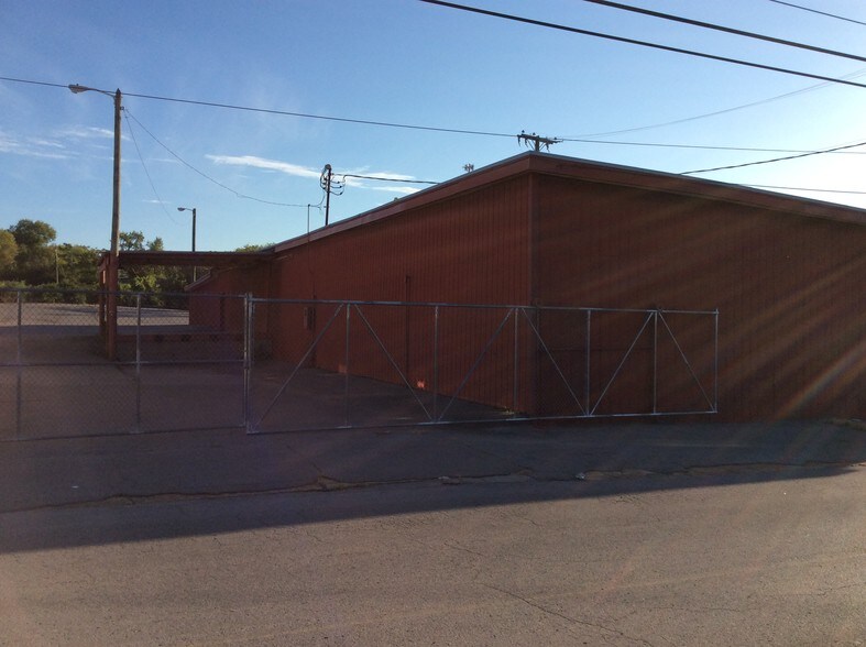 More Photos Of 2314 Clifton Ave, Nashville Warehouse For Lease