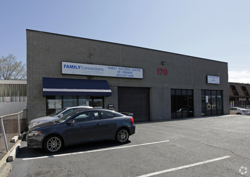More Photos Of 170 Scotland Rd, Orange Flex For Lease
