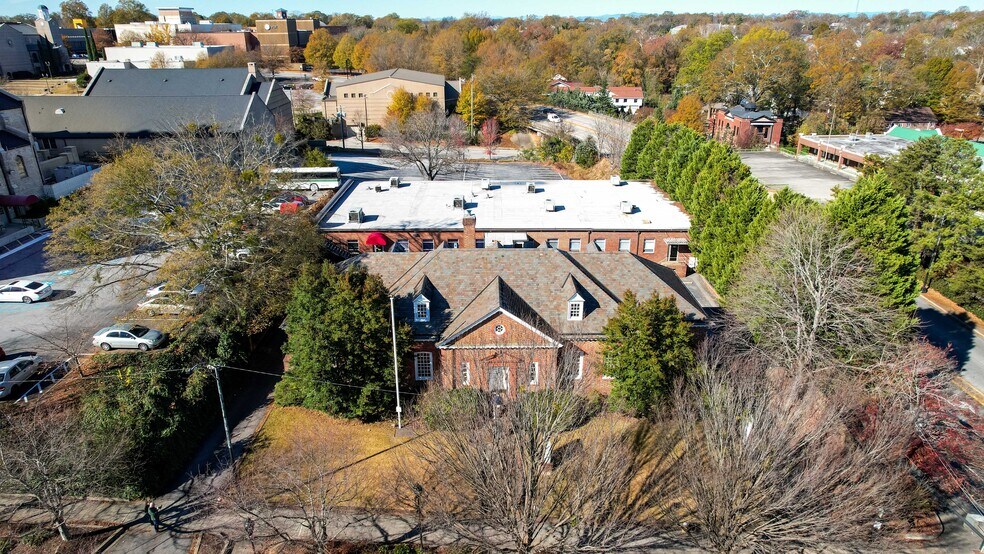 More Photos Of 429 N Main St, Greenville Office Residential For Sale