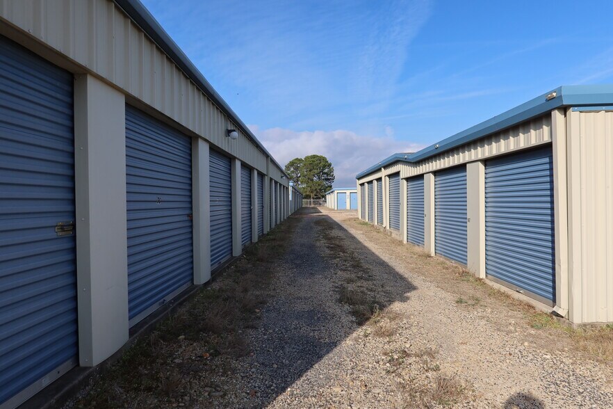 Primary Photo Of 290 Industrial Blvd, Bastrop Self Storage For Sale