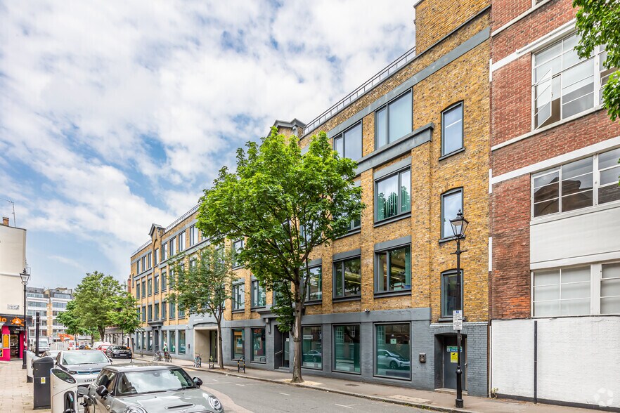 3339 Bowling Green Ln, London EC1R 0BJ Office For Lease