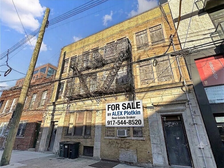 Primary Photo Of 2869 W 17th St, Brooklyn Apartments For Sale