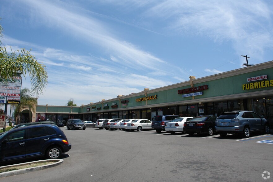 More Photos Of 22864-22898 Ventura Blvd, Woodland Hills Unknown For Lease