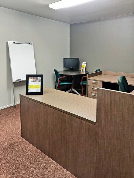 More Photos Of 30 W 1st St, Cortez Office Residential For Sale