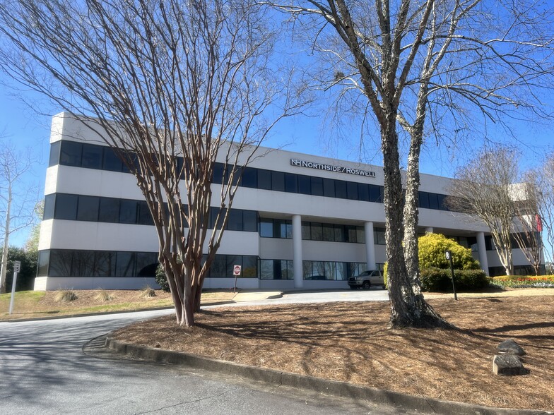 Primary Photo Of 11685 Alpharetta Hwy, Roswell Medical For Lease