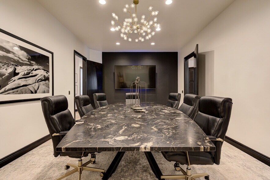 More Photos Of 2917 NW 156th St, Edmond Office Residential For Lease