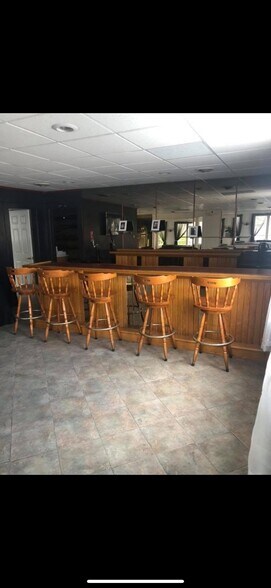 More Photos Of 131 W 2nd St, Berwick Bar For Sale