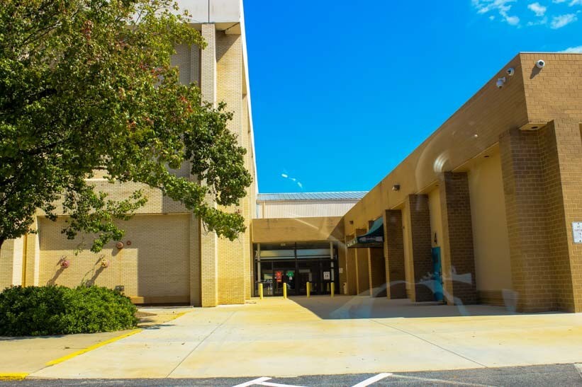 More Photos Of 2731 Candler Rd, Decatur General Retail For Lease