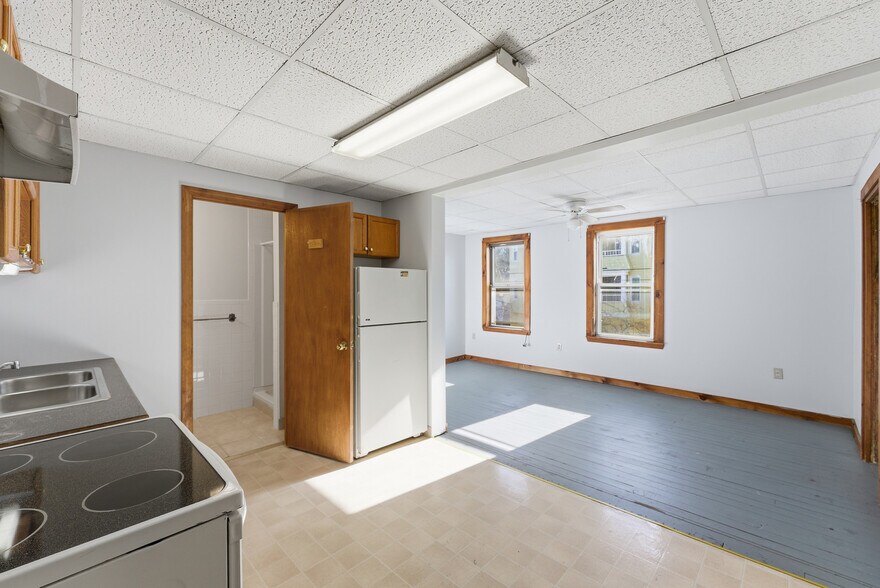 More Photos Of 285-289 East St, Ludlow Apartments For Sale