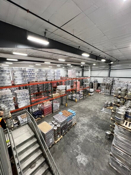 Primary Photo Of 30 Log Bridge Rd, Middleton Industrial For Lease