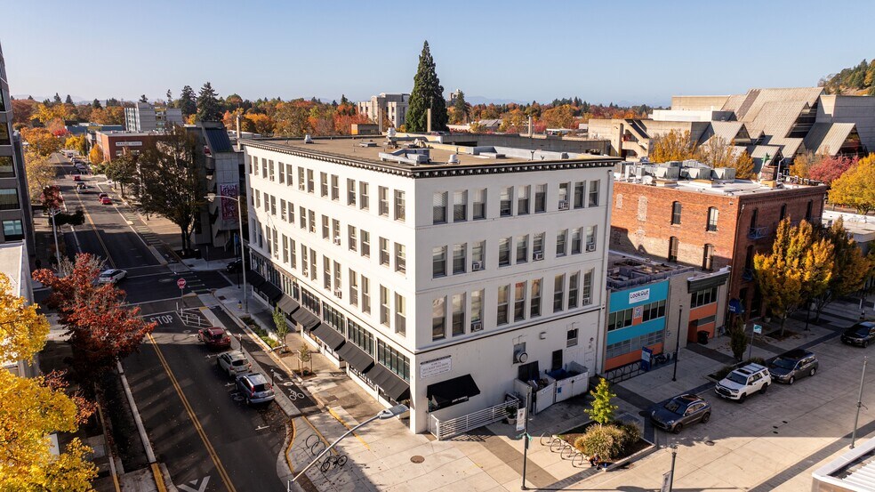 More Photos Of 795 Willamette St, Eugene Apartments For Sale