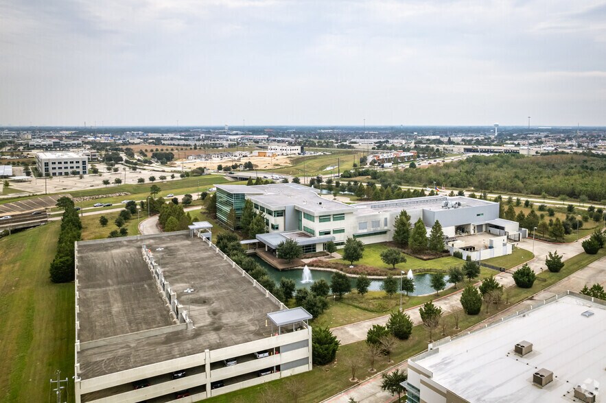 More Photos Of 21920 Merchants Way, Katy Office For Lease