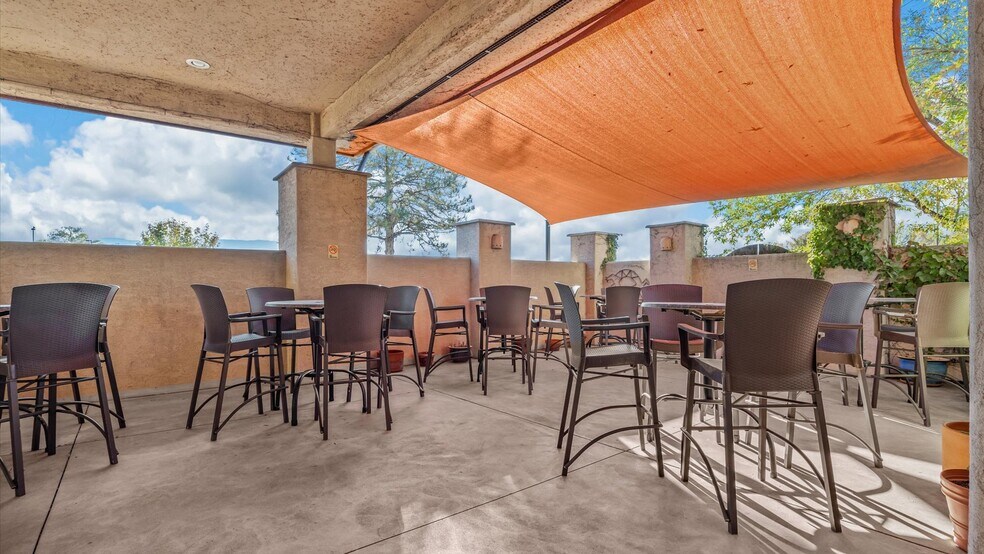 More Photos Of 3245 I-70 Business Loop, Clifton Restaurant For Sale