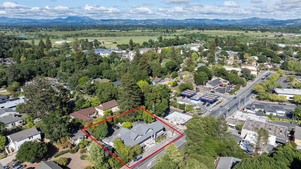 More Photos Of 7300 Healdsburg Ave, Sebastopol Office For Sale