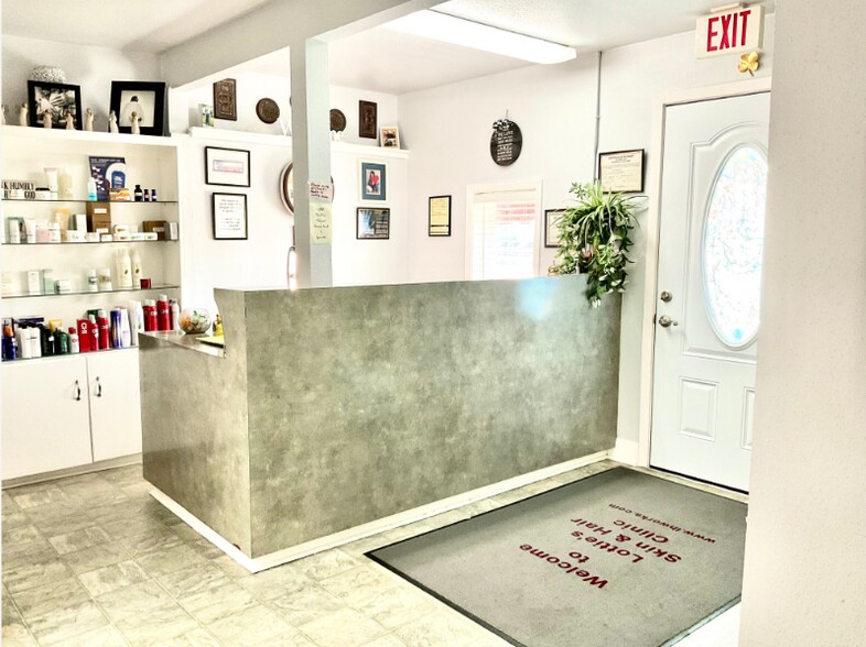 More Photos Of 5617 Watauga Rd, Watauga Storefront Retail Office For Sale