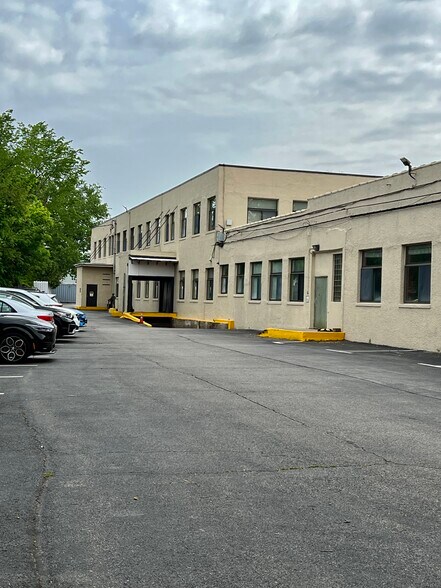 More Photos Of 1 W Forest Ave, Englewood Light Manufacturing For Lease