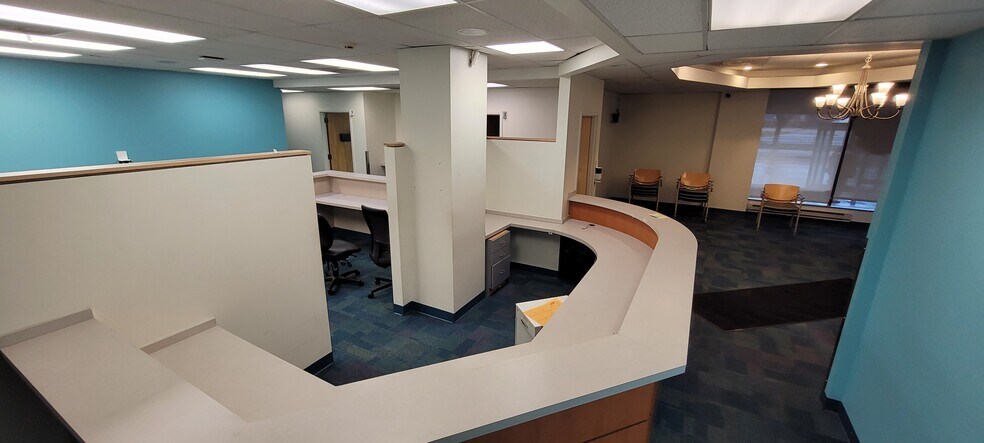 Primary Photo Of 11709 Lorain Ave, Cleveland Medical For Lease