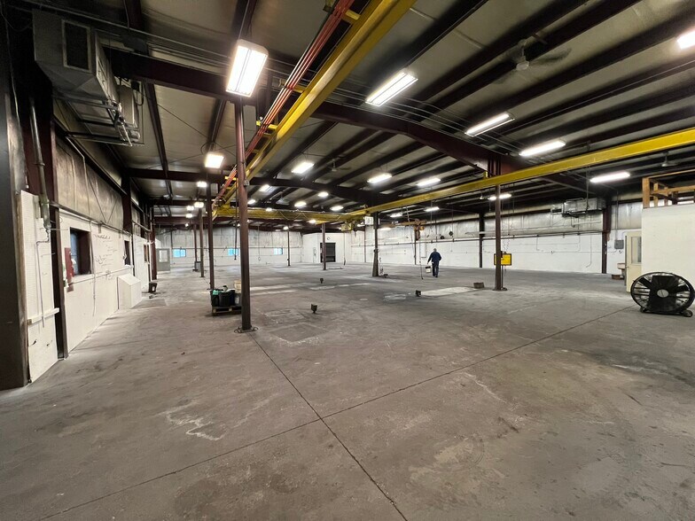 More Photos Of 290 Industrial Drive dr, Waupaca Manufacturing For Sale