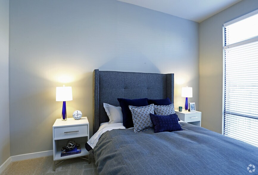 More Photos Of 810 9th St, Durham Apartments For Lease