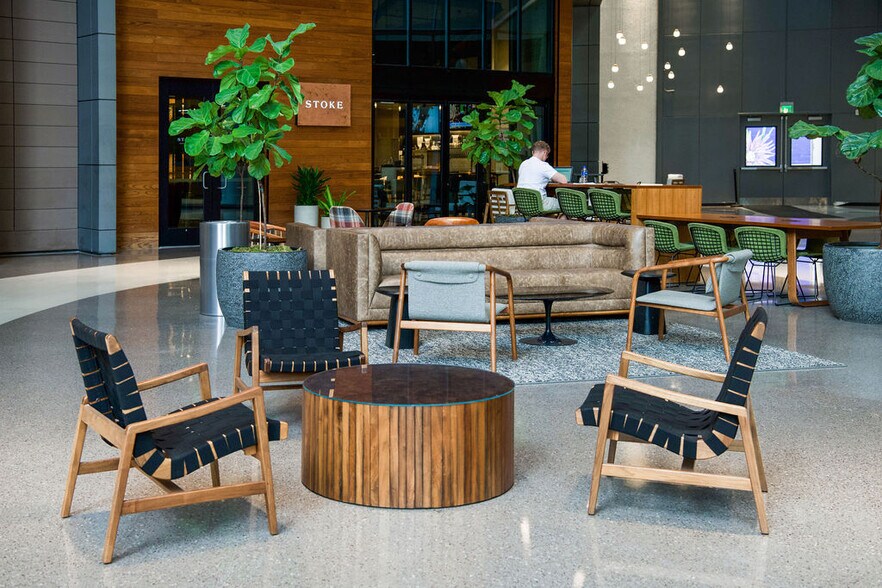 More Photos Of 101 N Tryon St, Charlotte Office For Lease