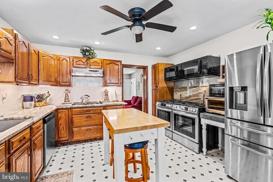 More Photos Of 668 Crawford Rd, Cape May Lodge Meeting Hall For Sale
