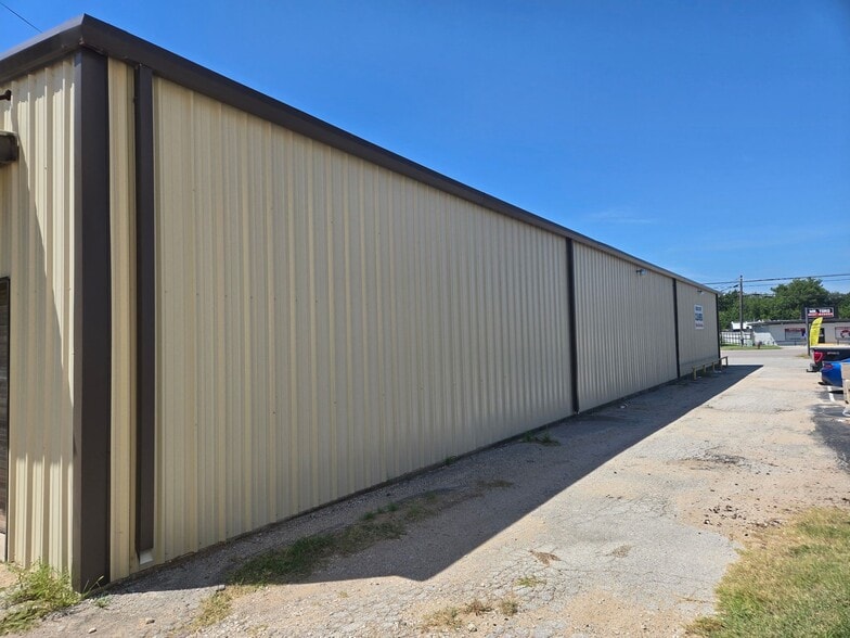 More Photos Of 1508 Chico Hwy, Bridgeport Warehouse For Lease