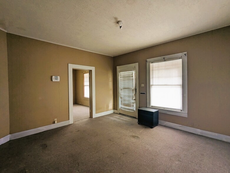 More Photos Of 1180 Washington Blvd, Beaumont Religious Facility For Sale