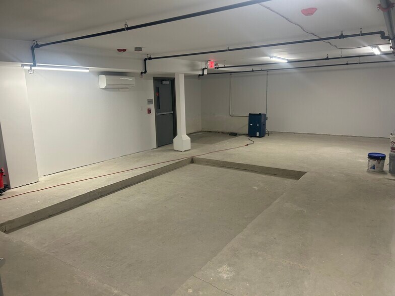 More Photos Of 235 Meeting St, Providence Office Residential For Sale