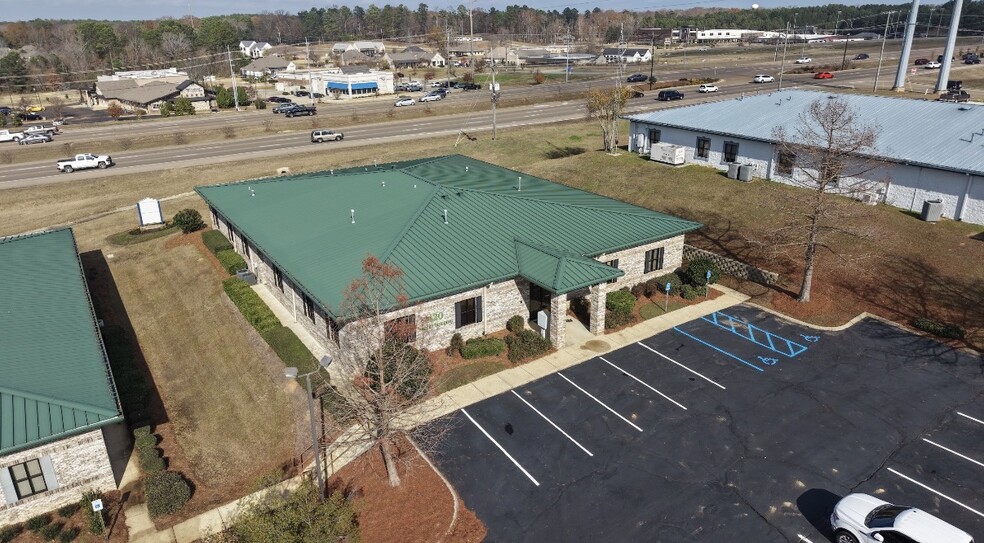 Primary Photo Of 420 Liberty Park Ct, Flowood Coworking Space