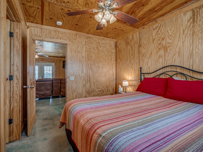 More Photos Of 341070 E 890 Rd, Chandler Lodge Meeting Hall For Sale