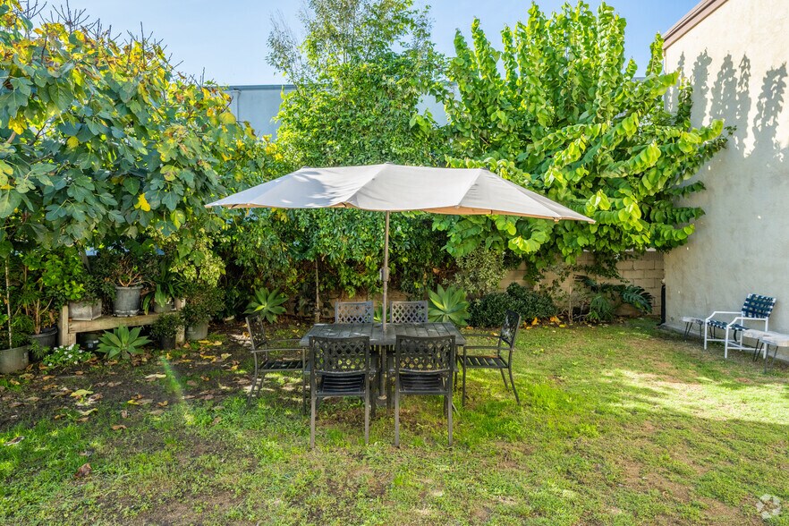 More Photos Of 291-293 Avocado St, Costa Mesa Apartments For Sale