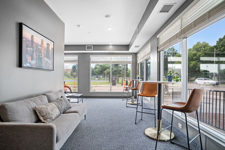 More Photos Of 1935 Park Ave, Minneapolis Apartments For Sale