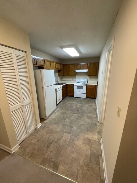 More Photos Of 224 Garfield St, McMinnville Apartments For Sale