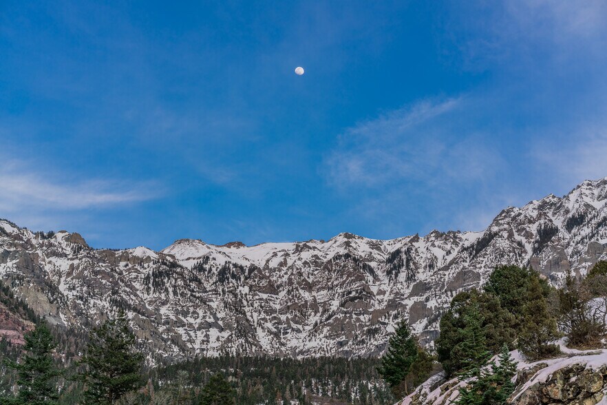 More Photos Of 734 Main St, Ouray Restaurant For Sale