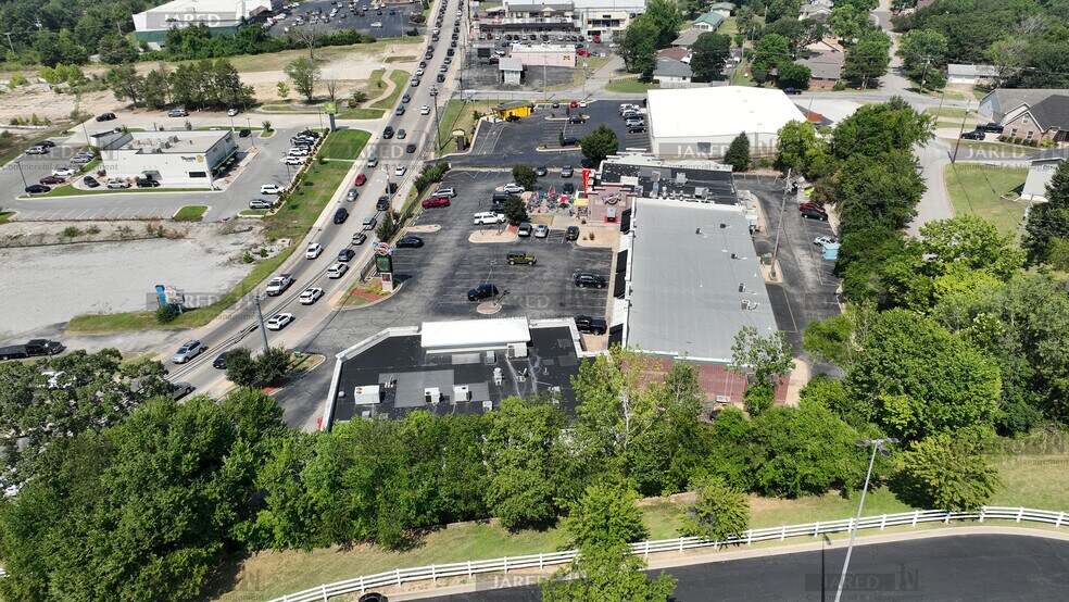 More Photos Of 1615 W Highway 76, Branson Unknown For Lease