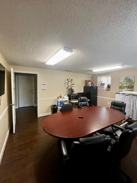 More Photos Of 2140 NW Reserve Park Trce, Port Saint Lucie Office For Sale