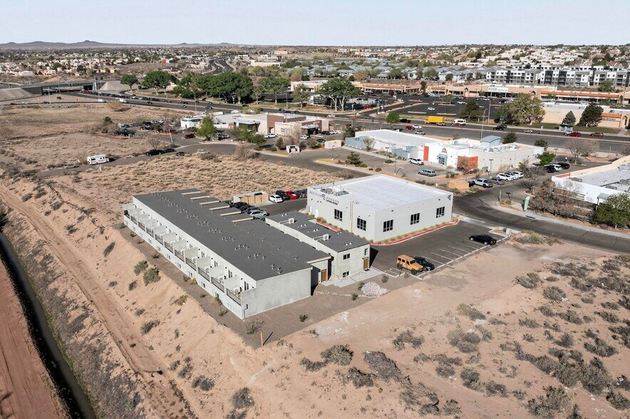 More Photos Of 9368 Valley View Dr NW, Albuquerque Apartments For Sale