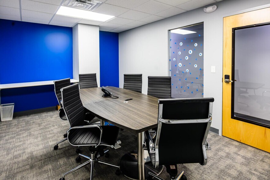 More Photos Of 1011-1121 Arlington Blvd, Arlington Apartments For Lease