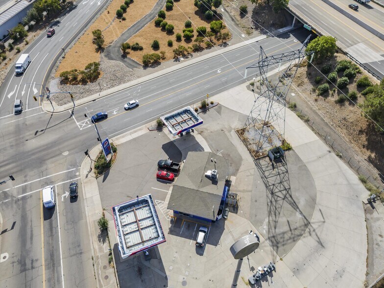 More Photos Of 2470 Balls Ferry Rd, Anderson Service Station For Sale