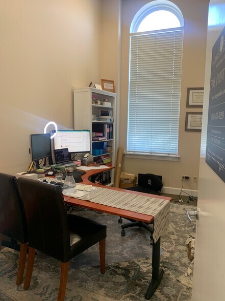 More Photos Of 805 Front St, Santa Cruz Office For Lease