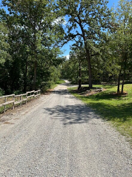 More Photos Of 141 County Road 851, Elizabeth Hotel For Sale