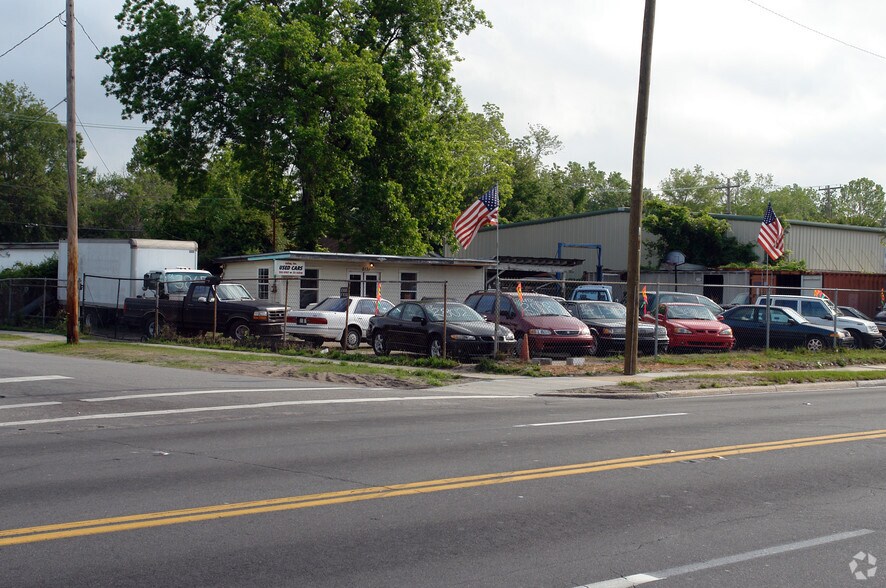 More Photos Of 2131 Beaver St, Jacksonville Auto Dealership For Sale