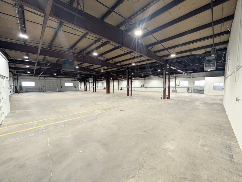 More Photos Of 720-758 S Redwood Rd, Salt Lake City Manufacturing For Lease