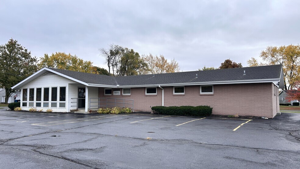 Primary Photo Of 104 N West St, Edgerton Healthcare For Sale