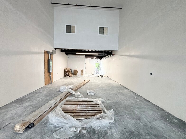 More Photos Of 1130 Eastern Ave, Malden Warehouse For Lease