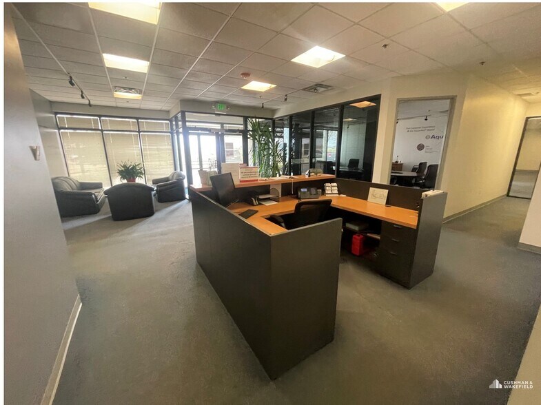 More Photos Of 7501 Miller Dr, Frederick Manufacturing For Lease