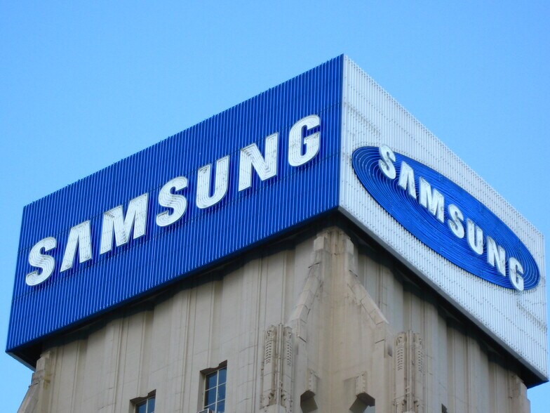 More Photos Of 5225 Wilshire Blvd, Los Angeles Office For Lease