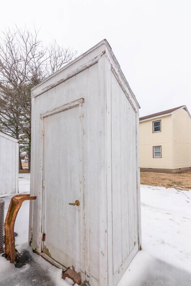 More Photos Of 303 Crusader Rd, Cambridge Multifamily For Sale